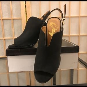 Qupids Black Slingbacks